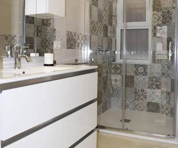 Maison Pierre Διαμέρισμα *